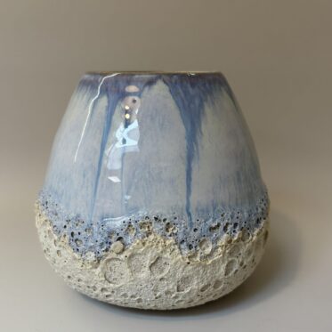 vase lyseblå og hvid